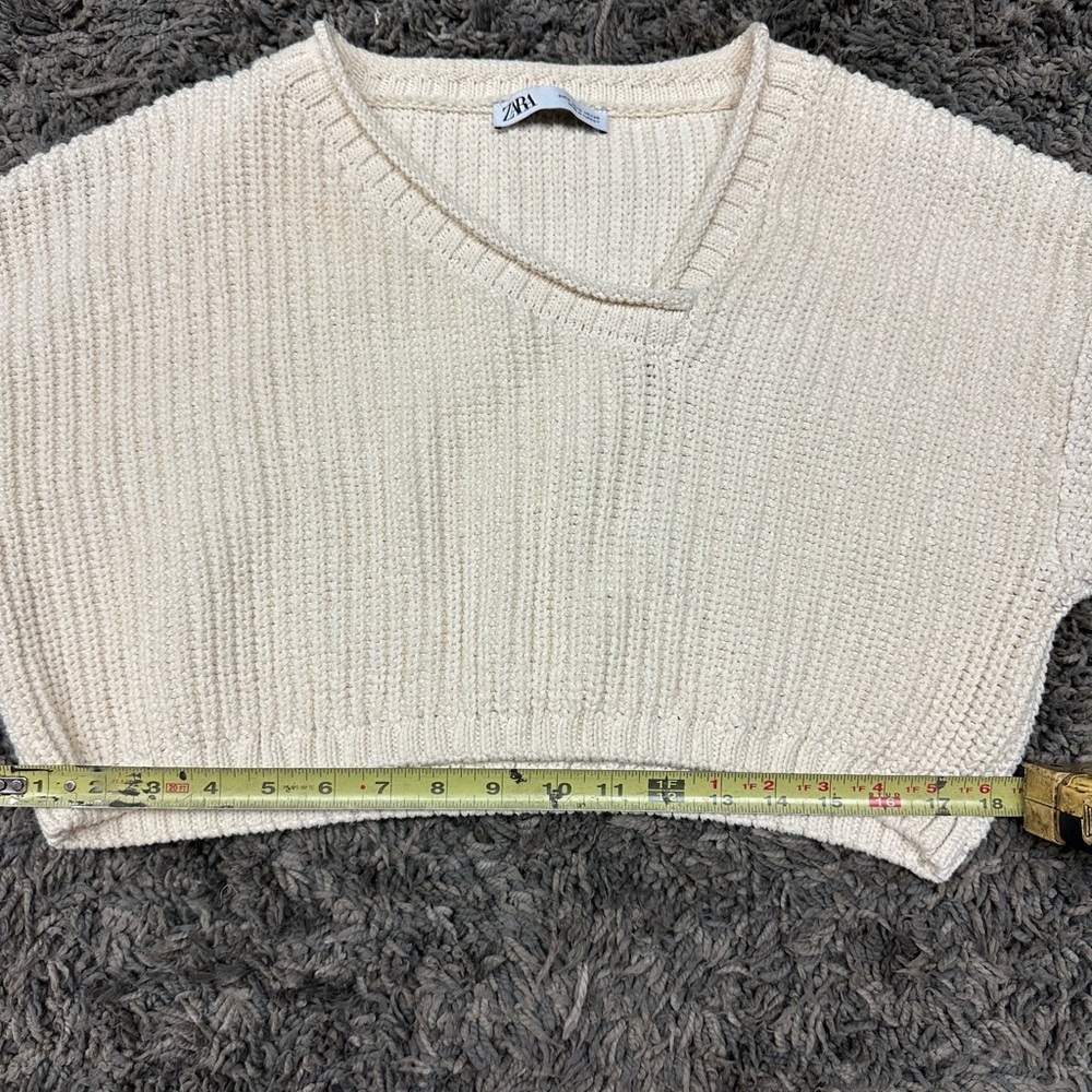 Zara Cropped Knit Sweater Asymmetric Neck, Size S <<<<224>>> - Picture 6 of 12